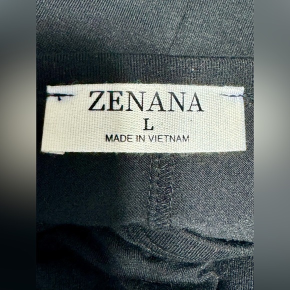 Zenana Outfitters Premium Floral Lace Sleeve Trim Slide Slit Tunic Blouse Size L - Picture 3 of 4